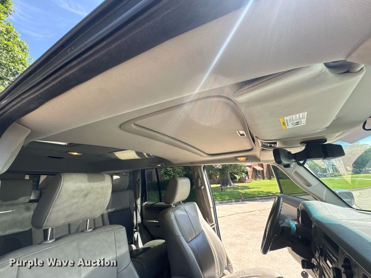 image for item DU9393 2006 Jeep Commander SUV