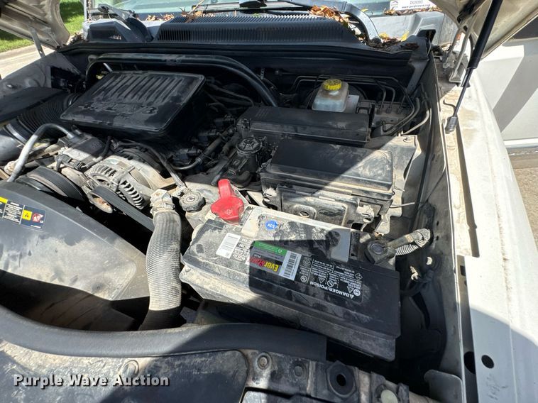 image for item DU9393 2006 Jeep Commander SUV