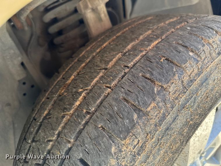 image for item DU9393 2006 Jeep Commander SUV