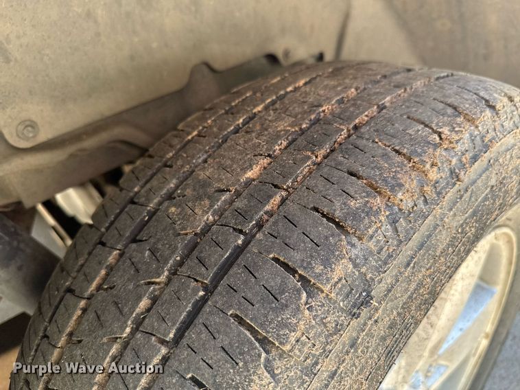 image for item DU9393 2006 Jeep Commander SUV