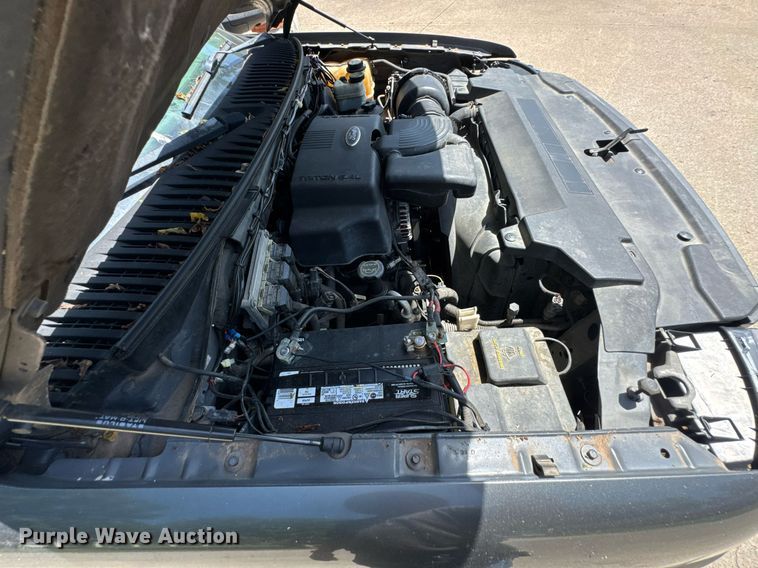 image for item DU9394 2004 Ford Expedition SUV