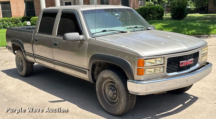 image for item DU9395 1999 GMC Sierra 2500 Crew Cab pickup truck