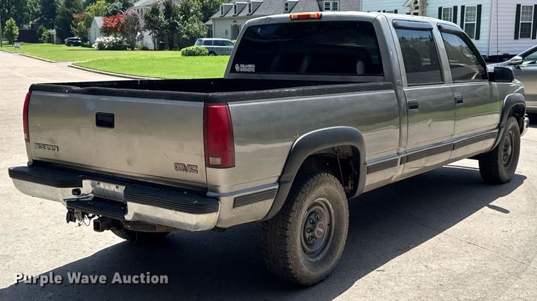 image for item DU9395 1999 GMC Sierra 2500 Crew Cab pickup truck