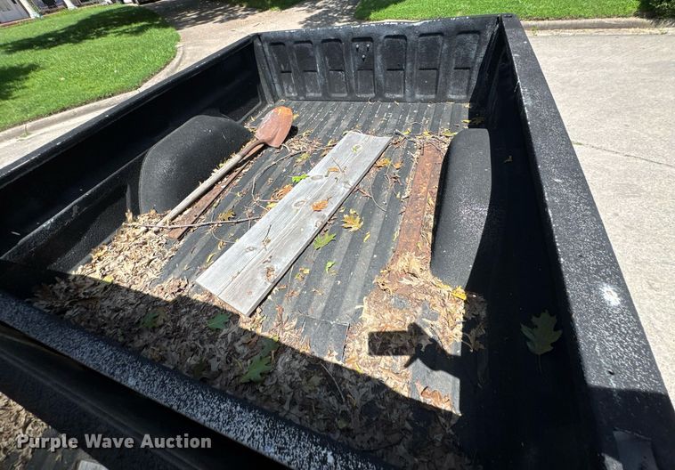 image for item DU9395 1999 GMC Sierra 2500 Crew Cab pickup truck