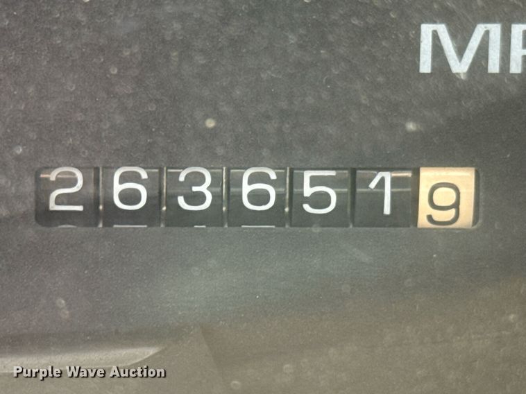 image for item DU9395 1999 GMC Sierra 2500 Crew Cab pickup truck