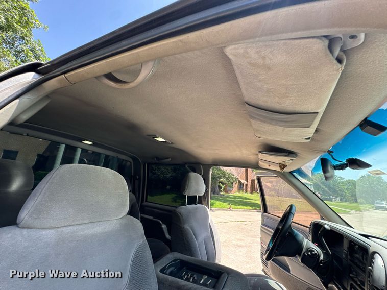 image for item DU9395 1999 GMC Sierra 2500 Crew Cab pickup truck