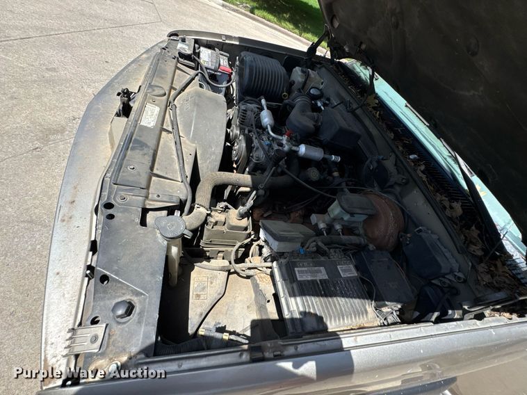 image for item DU9395 1999 GMC Sierra 2500 Crew Cab pickup truck