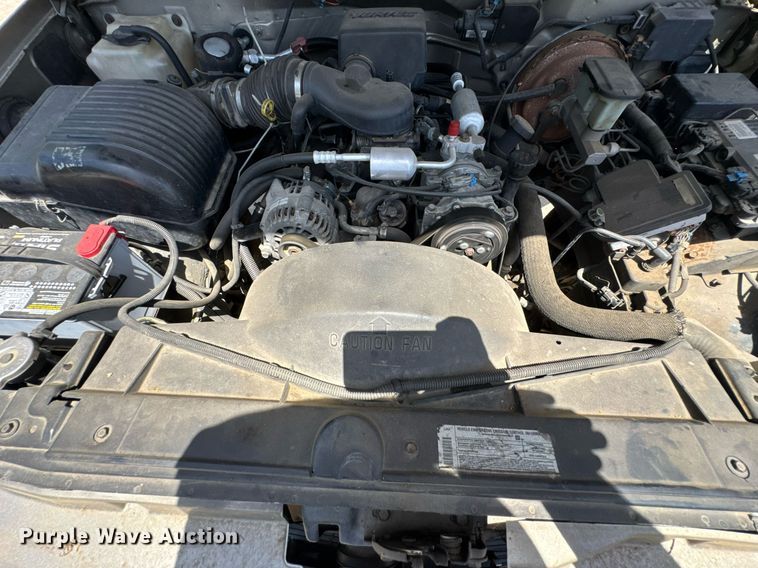 image for item DU9395 1999 GMC Sierra 2500 Crew Cab pickup truck