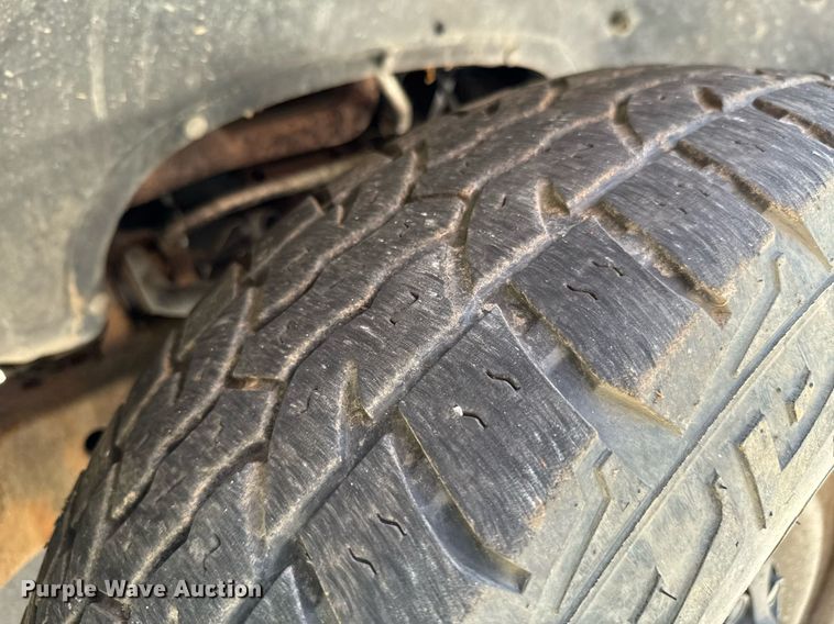 image for item DU9395 1999 GMC Sierra 2500 Crew Cab pickup truck