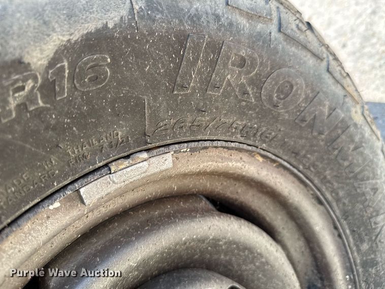 image for item DU9395 1999 GMC Sierra 2500 Crew Cab pickup truck