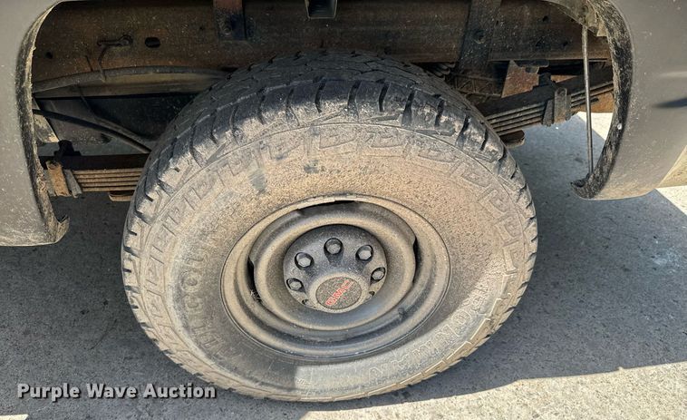image for item DU9395 1999 GMC Sierra 2500 Crew Cab pickup truck