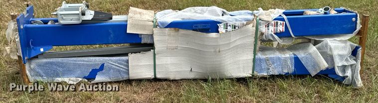 image for item DU9406 Two post automotive lift