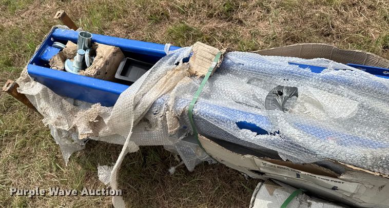 image for item DU9406 Two post automotive lift