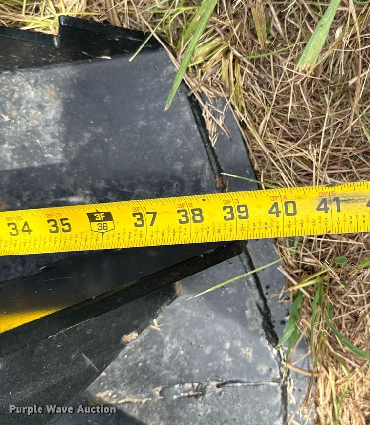 image for item DU9411 Skid steer tree puller