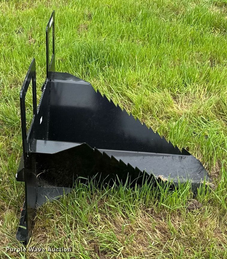 image for item DU9421 Skid steer tree puller