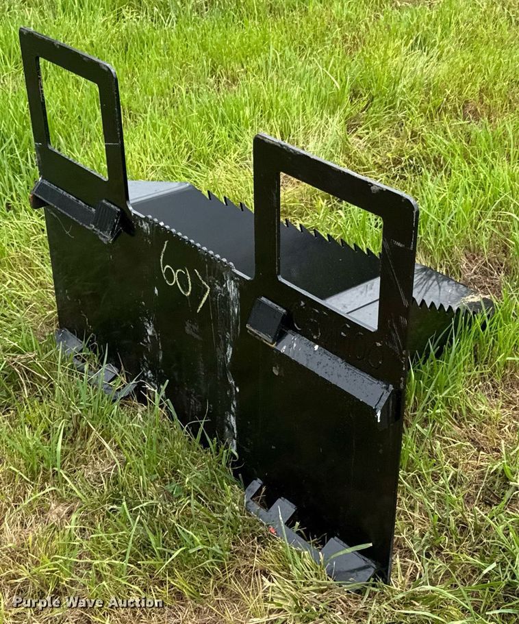 image for item DU9421 Skid steer tree puller