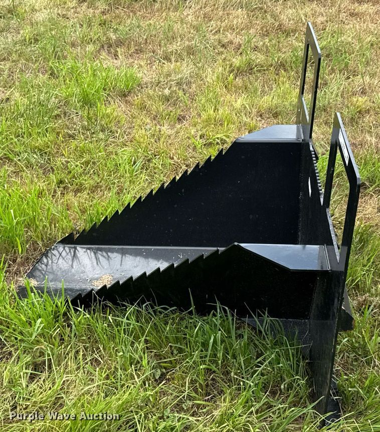 image for item DU9421 Skid steer tree puller