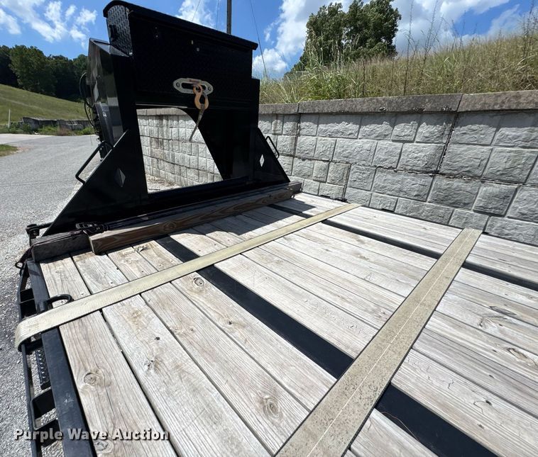 image for item DU9427 2022 Roadclipper MAX210 equipment trailer