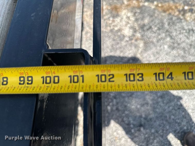 image for item DU9427 2022 Roadclipper MAX210 equipment trailer