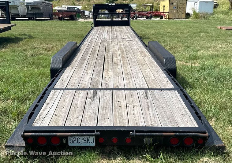 image for item DU9428 2012 PJ equipment trailer