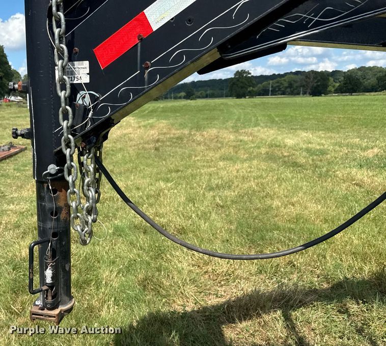 image for item DU9428 2012 PJ equipment trailer