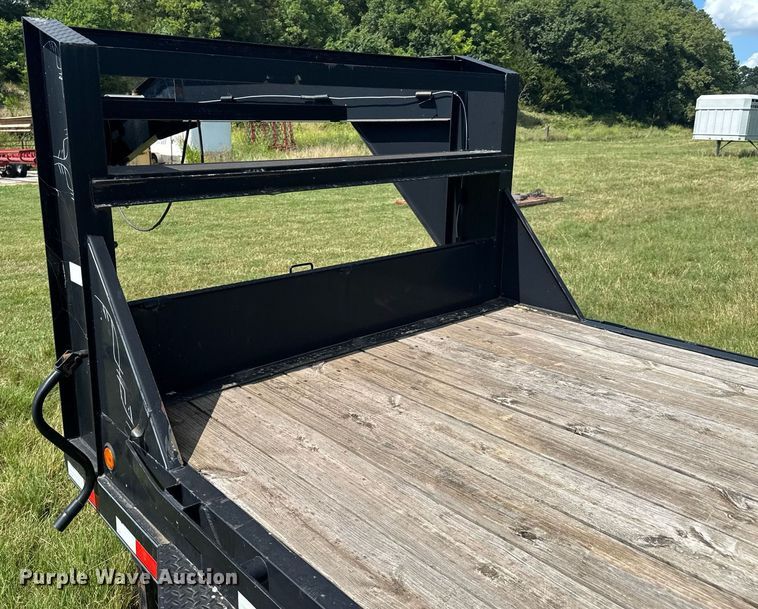 image for item DU9428 2012 PJ equipment trailer