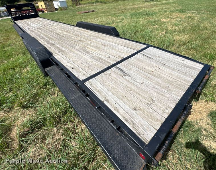 image for item DU9428 2012 PJ equipment trailer