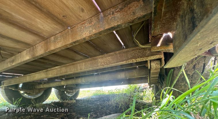 image for item DU9448 2012 PJ equipment trailer