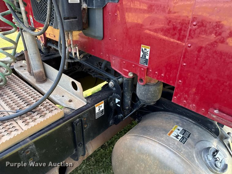 image for item DW5124 2018 Peterbilt 579 semi truck