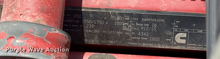 image for item DW5124 2018 Peterbilt 579 semi truck