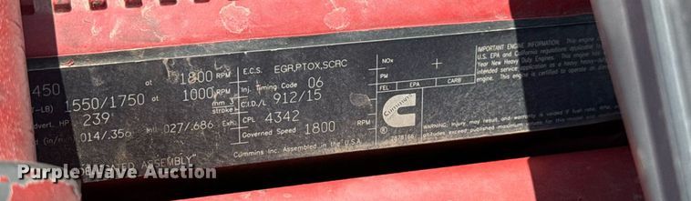 image for item DW5124 2018 Peterbilt 579 semi truck