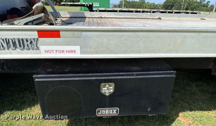 image for item DW5125 1999 International 4700 rollback truck