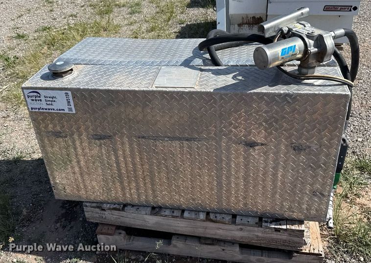 image for item DW5159 2018 Curt Group diesel fuel tank