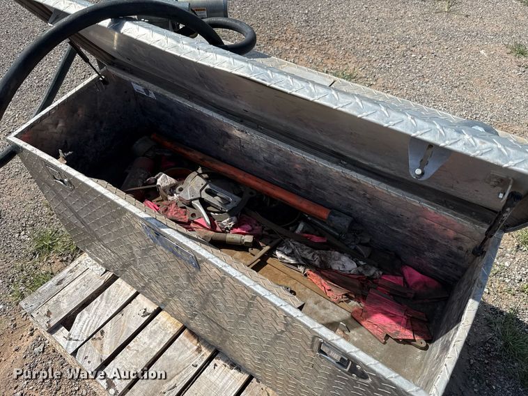 image for item DW5159 2018 Curt Group diesel fuel tank