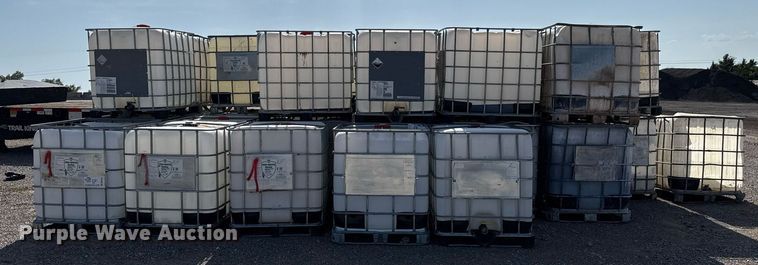 image for item DW5165 (31) poly totes