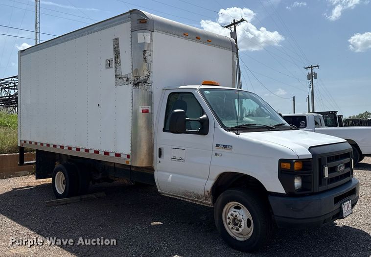 image for item DW5176 2016 Ford E350 box truck