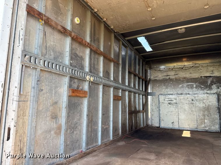 image for item DW5176 2016 Ford E350 box truck