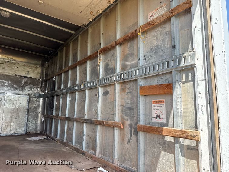 image for item DW5176 2016 Ford E350 box truck