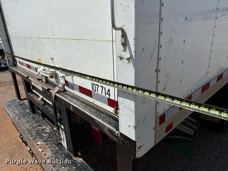 image for item DW5176 2016 Ford E350 box truck