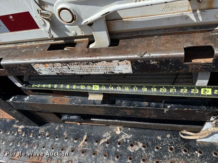 image for item DW5176 2016 Ford E350 box truck