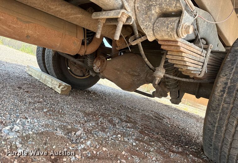 image for item DW5176 2016 Ford E350 box truck