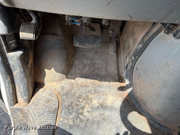 image for item DW5176 2016 Ford E350 box truck