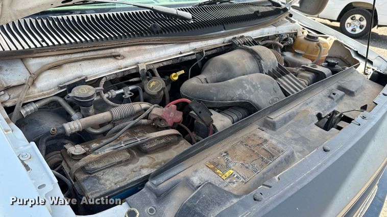 image for item DW5176 2016 Ford E350 box truck