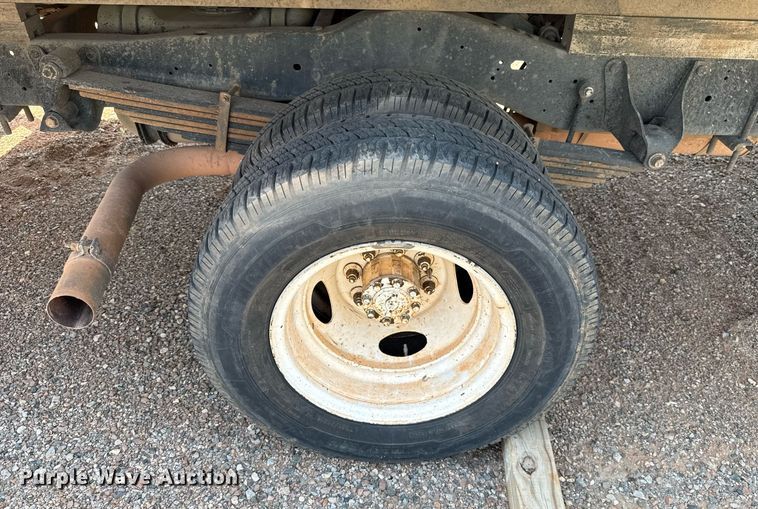 image for item DW5176 2016 Ford E350 box truck