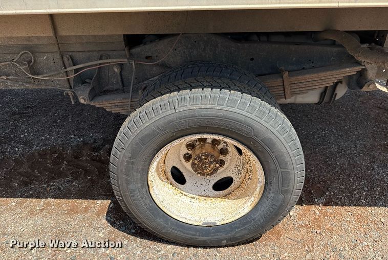 image for item DW5176 2016 Ford E350 box truck