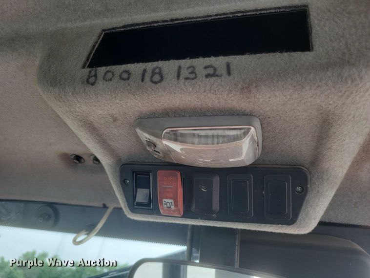 image for item DW7051 2017 Kubota RTV X1100C utility vehicle