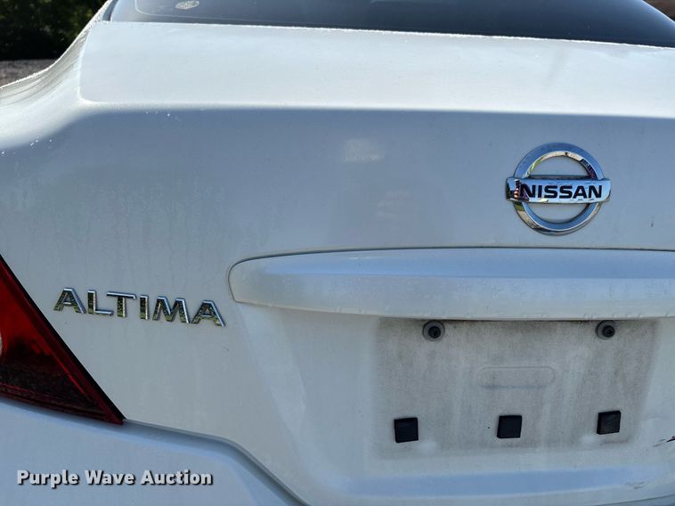 image for item DW7220 2012 Nissan Altima  