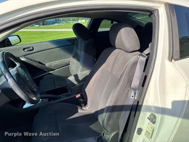 image for item DW7220 2012 Nissan Altima  