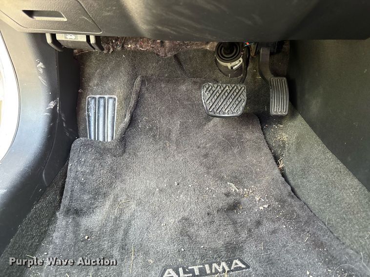 image for item DW7220 2012 Nissan Altima  
