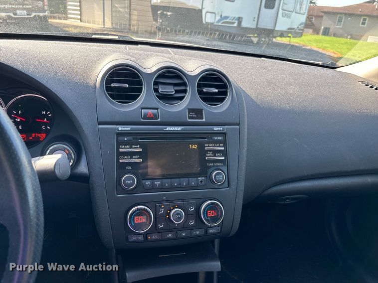 image for item DW7220 2012 Nissan Altima  